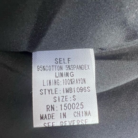 Her Entire Name Says Grace Black Embroidered Floral Mini Skirt Size Small - Picture 10 of 10